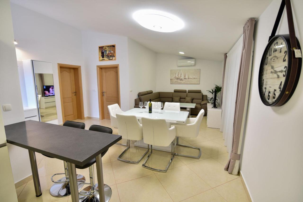 Apartments Sana 2 Vir Dış mekan fotoğraf